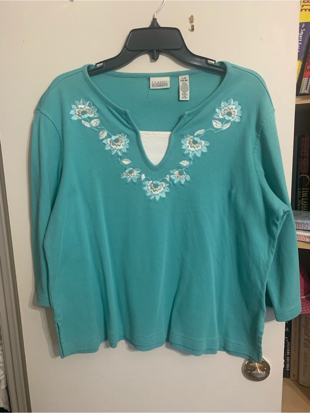Classic Elements Teal Floral Embroidered V-Notch Long Sleeve Tee